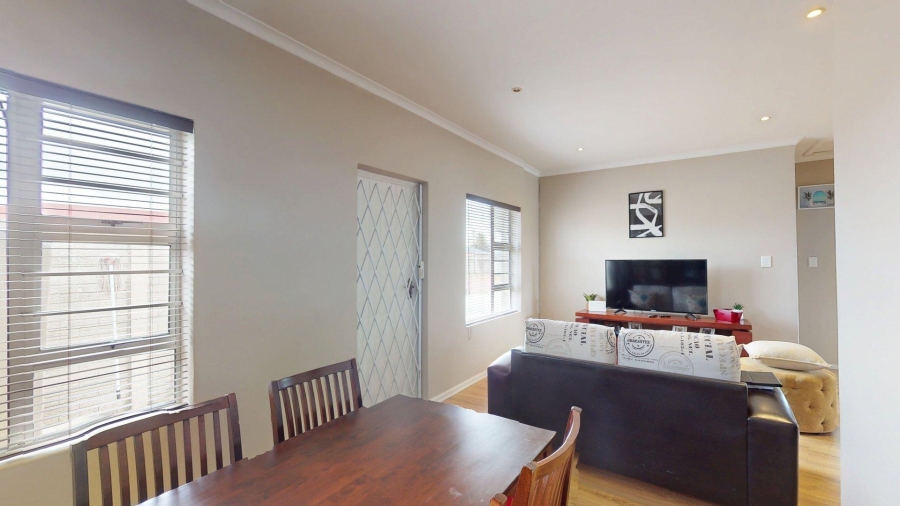 2 Bedroom Property for Sale in Algoa Park Eastern Cape